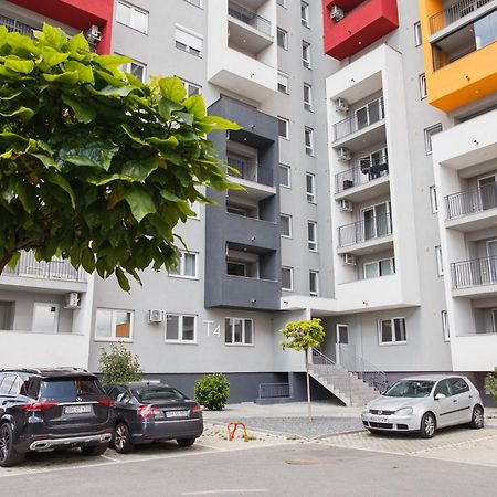 Appartamento Charming Family Haven Gran Varadino Esterno foto