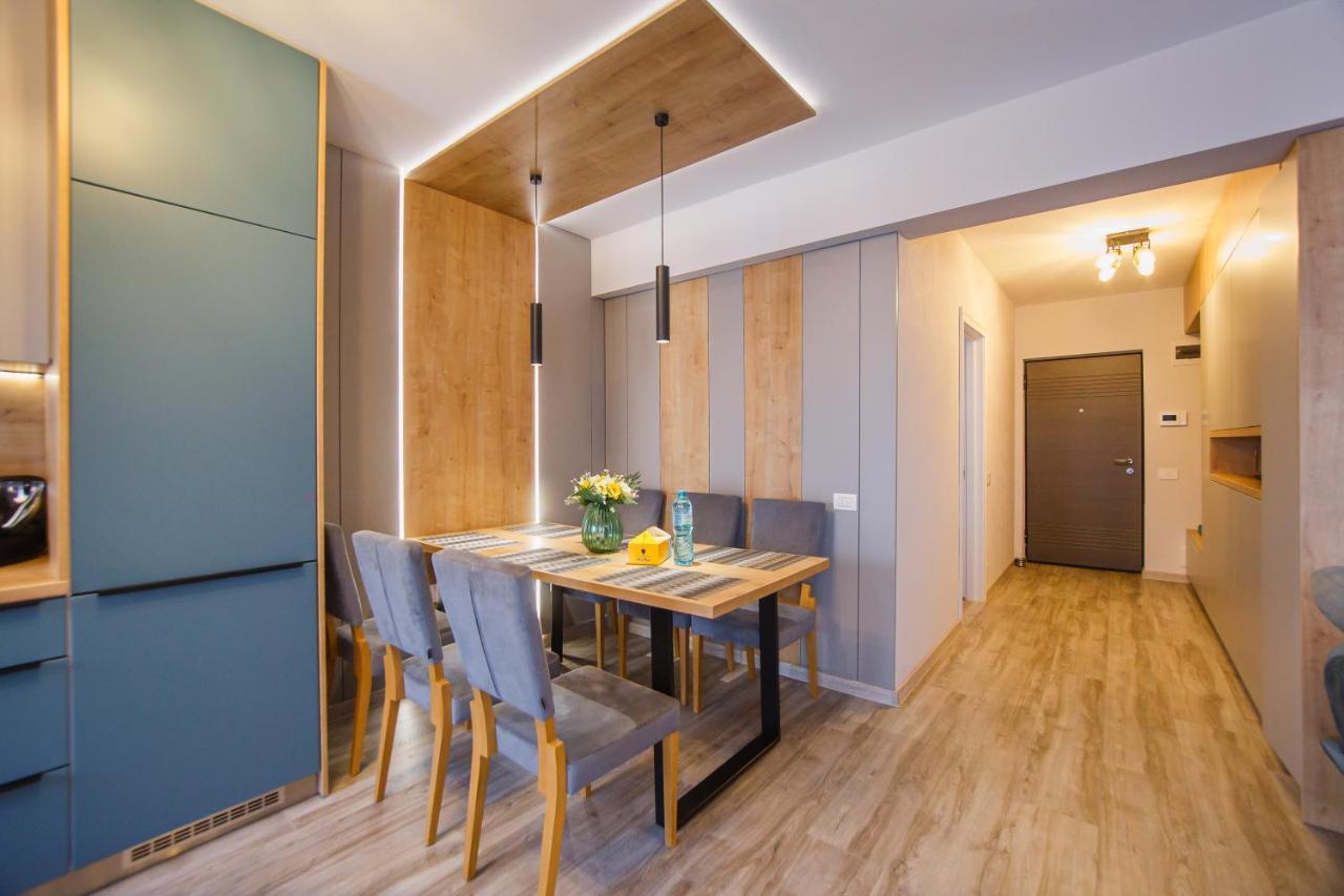 Appartamento Charming Family Haven Gran Varadino Esterno foto
