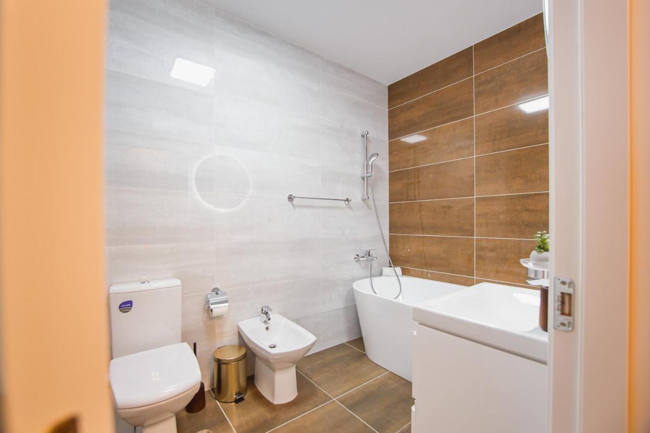 Appartamento Charming Family Haven Gran Varadino Esterno foto